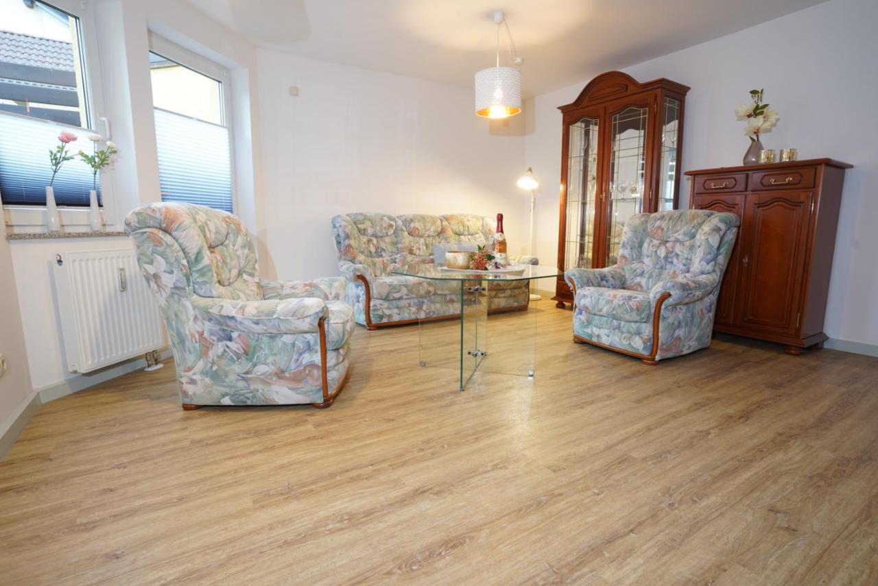Saale Unstrut Ferienwohnung II เนาม์บวร์ก ภายนอก รูปภาพ